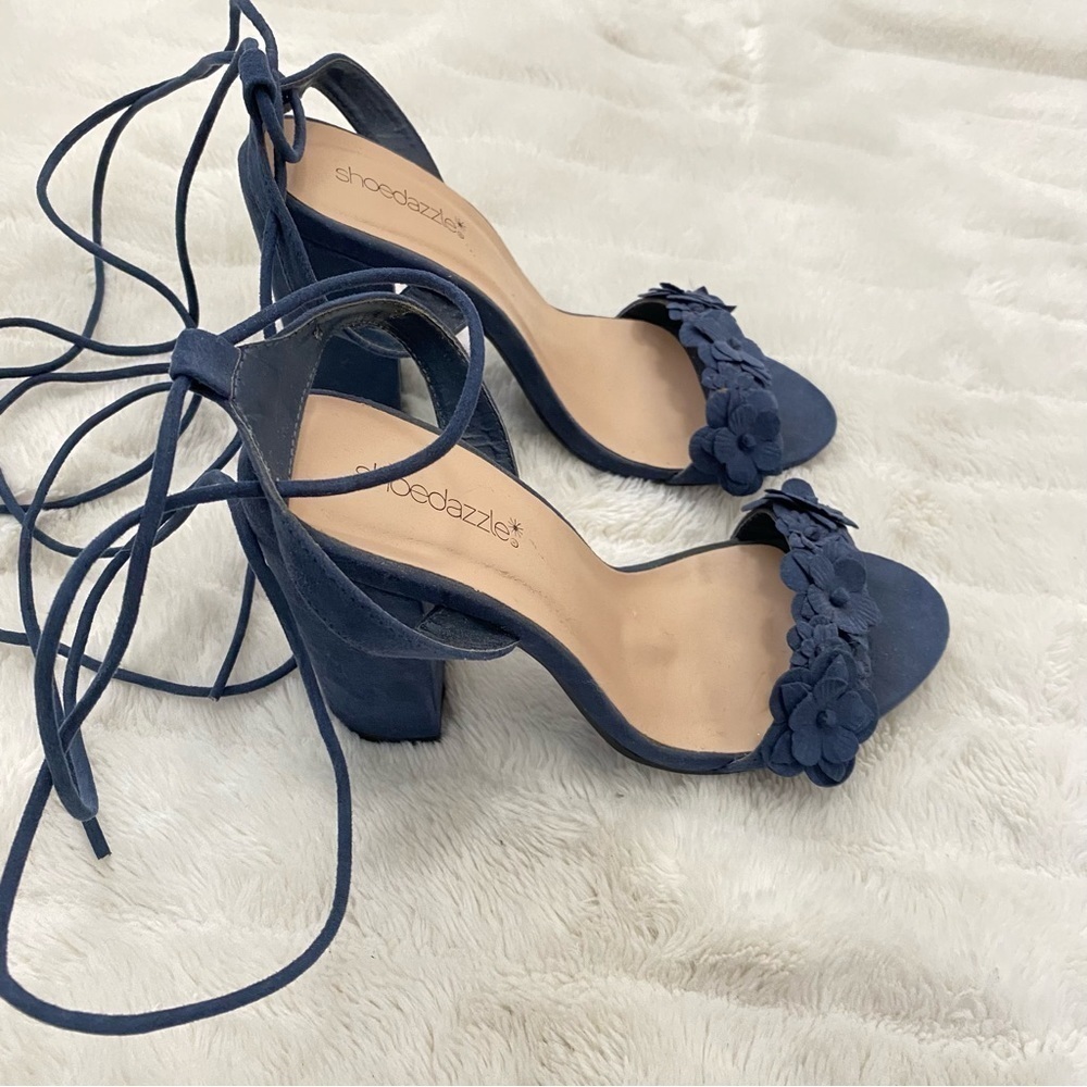 Shoe Dazzle Blue Flower Lace Up Boho Block Heels Size 8.5 - Picture 6 of 12